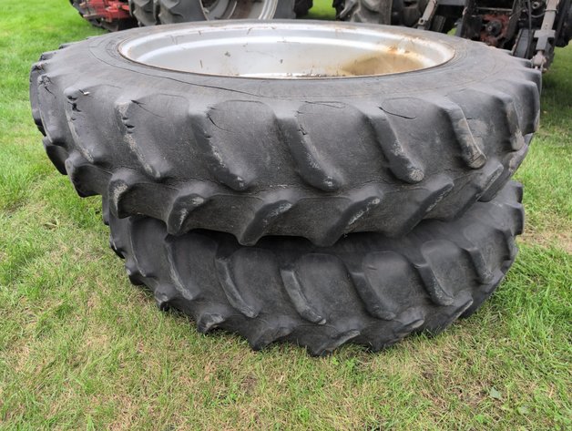 Image for 380/90R46 DUALS