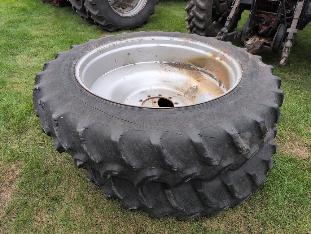 380/90R46 DUALS
