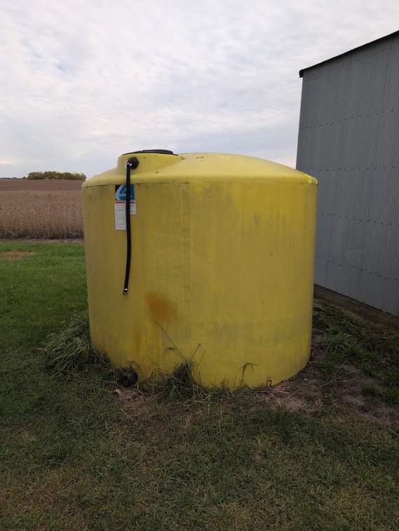 1500 GALLON TANK