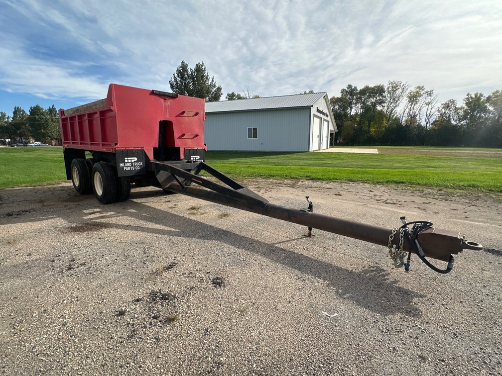 1979 PUP TRAILER