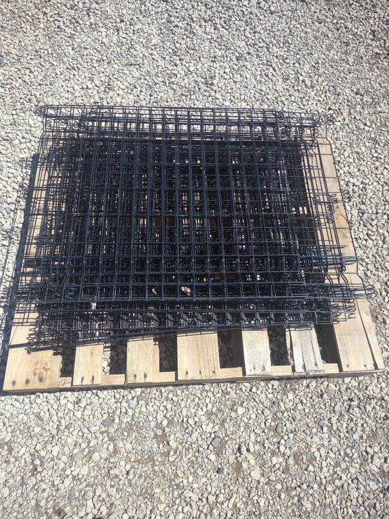 (I-5C) 30" TALL WIRE FENCE