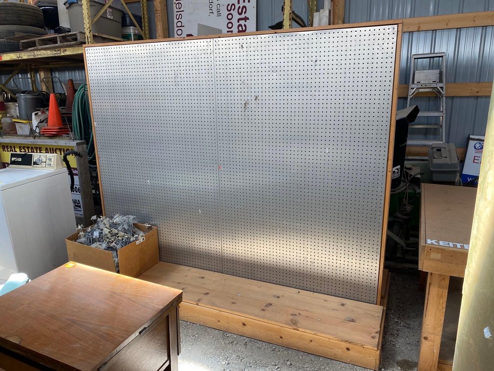 (I-10A) PEG BOARD ON WHEELS 