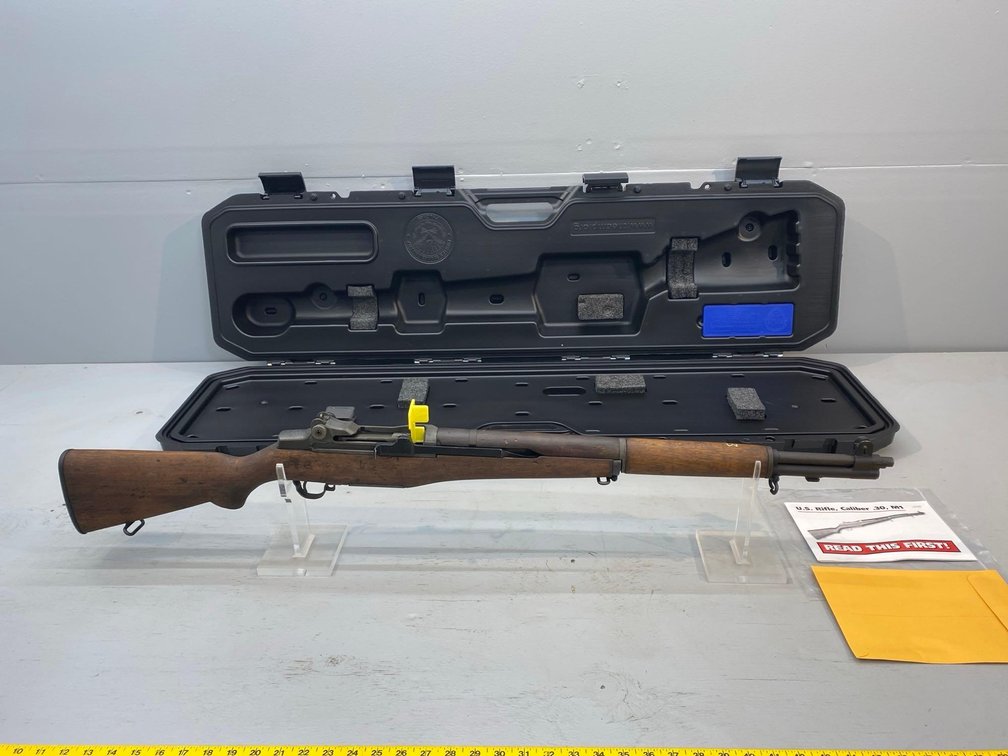 (I-10B) SPRINGFIELD ARMORY M1 GARAND, 30-06, WWII MANUFACTURE, MADE IN MAY, 1941, SN: 240238