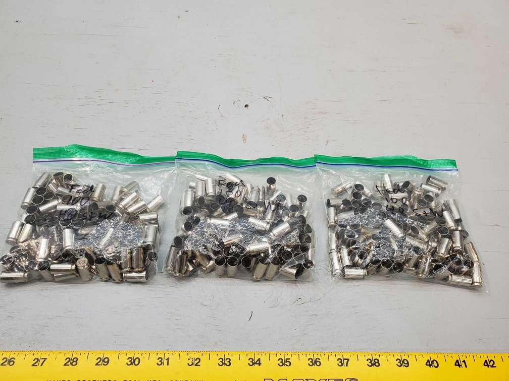 (I-160) [300] .40 CAL S&W RELOAD CASINGS, CLEAN - FIRED ONCE