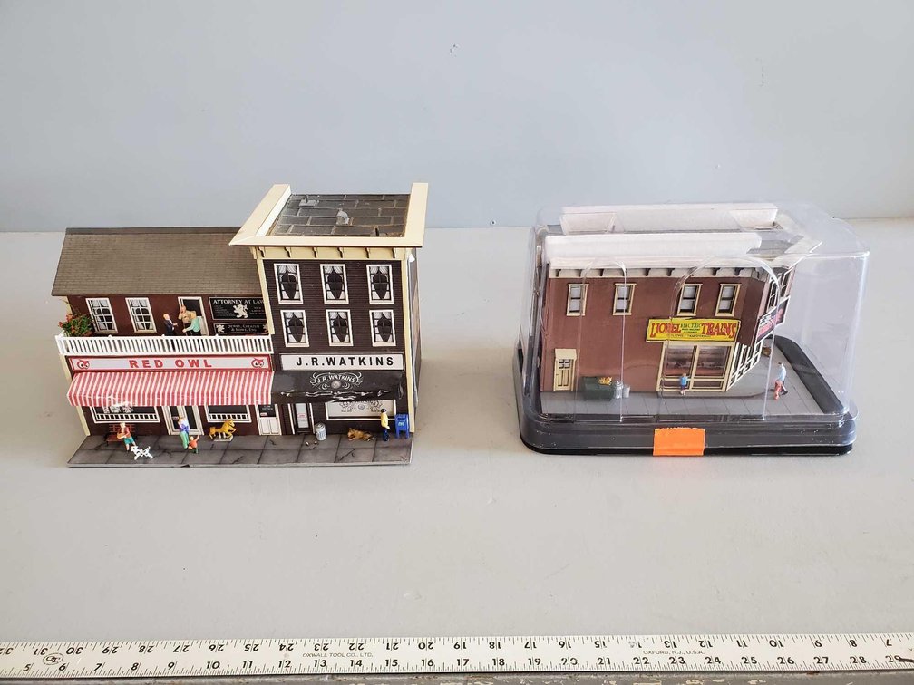 (I-26) MODEL RED OWL AND MODEL HOBBY SHOP