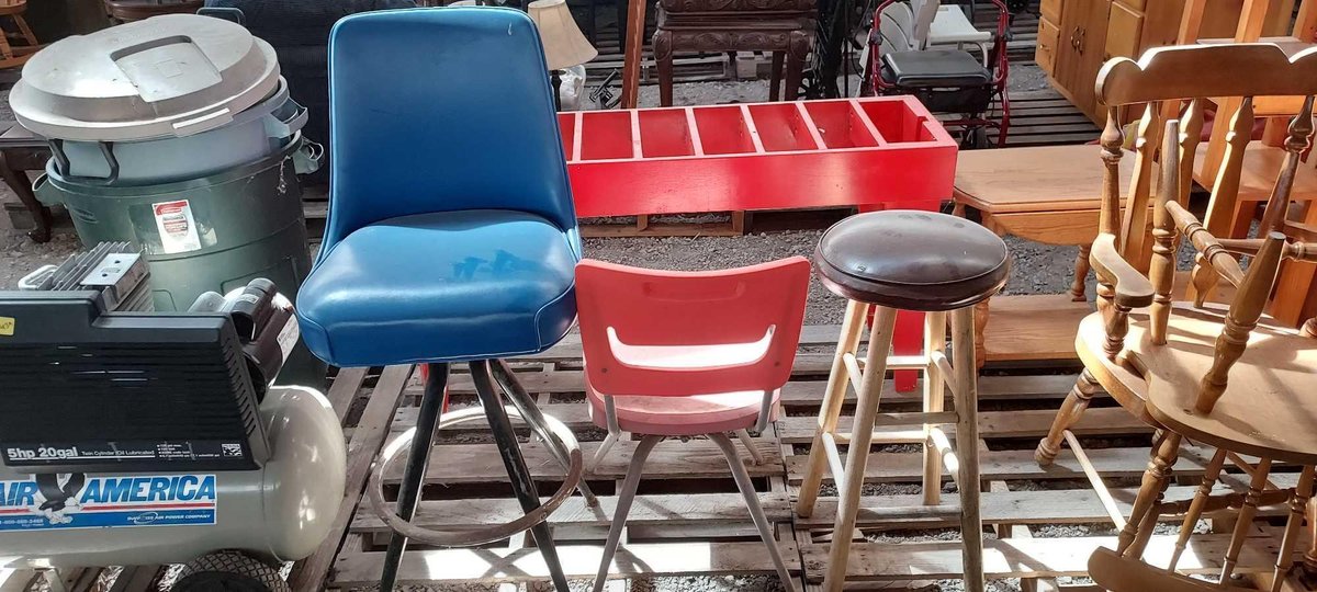 (I-46A) BLUE PADDED SWIVEL CHAIR, ORANGE AND BROWN PADDED STOOL