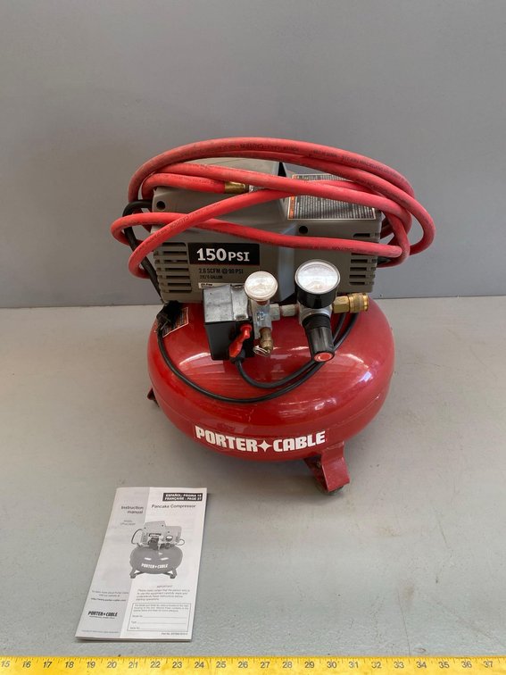 (I-56) PORTER CABLE 6 GALLON AIR COMPRESSOR, 2.6 SCFM @ 90 PSI, 150 MAX PSI