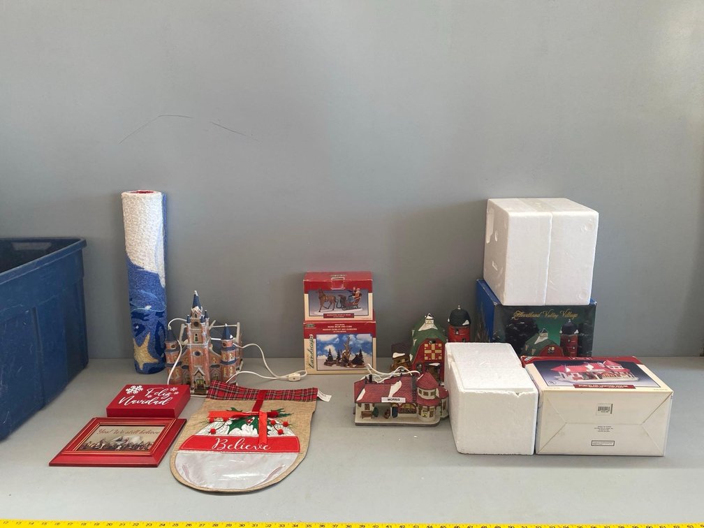 (I-59) CHRISTMAS VILLAGES AND FIGURINES