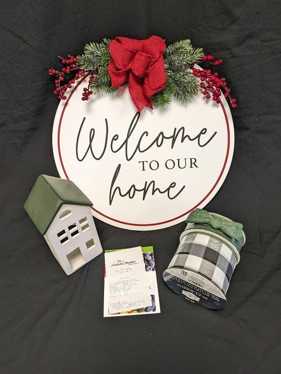 ALMICH'S $50 GIFT CARD AND HOME DÉCOR