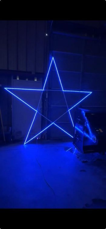 10' COLOR CHANGING STAR DONATED BY PAUL PETERSON (CAN CONNECT TO WIFI TO SYNC MUSIC)