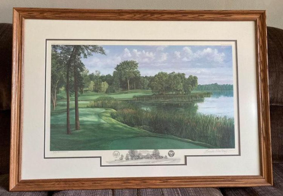 HAZELTINE GOLF COURSE LIMITED EDITION PRINT OF THE 16TH HOLE