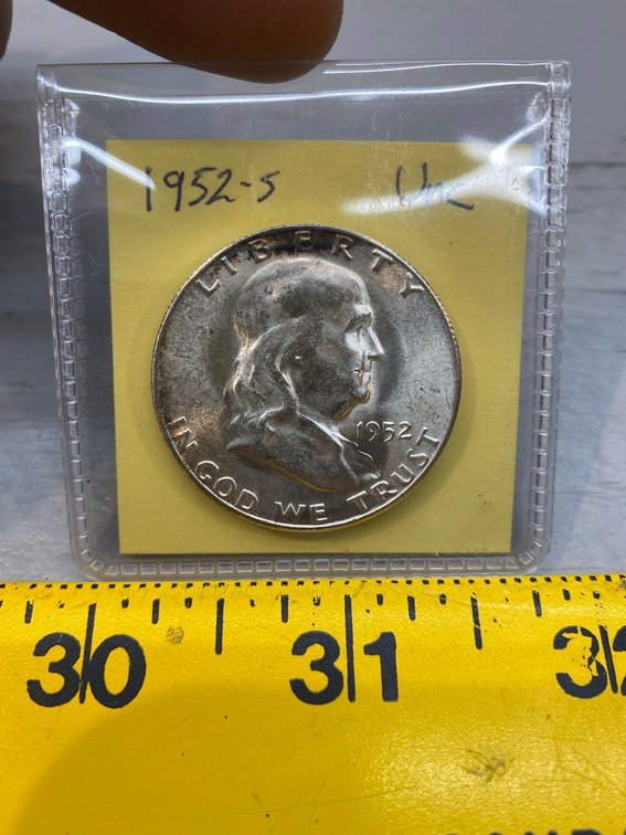 (I-858) 1952-S FRANKLIN HALF (UNCIRCULATED)