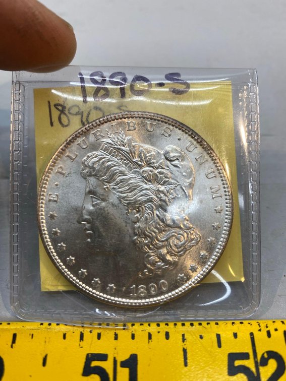 (I-817) 1890-S MORGAN DOLLAR (BRILLIANT UNCIRCULATED)