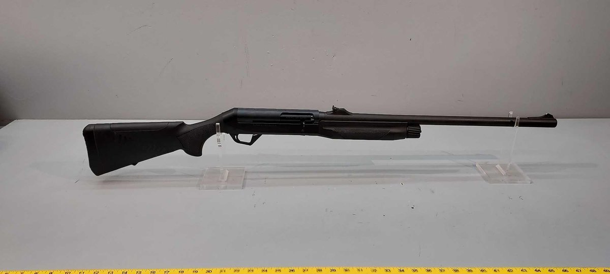 (I-400) BENELLI ARMS SUPER BLACK EAGLE 2 12 GA 3" SEMI AUTO SHOTGUN, BIRD & SLUG BARRELS, HARD CASE,