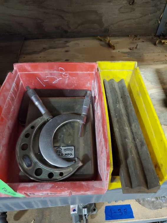 (I-28) (LOCATED IN MORRIS, MN) V-BLOCK ASSORTMENT FOR MILLING AND DRILLING SHAFTS, MICROMETERS (FOR 