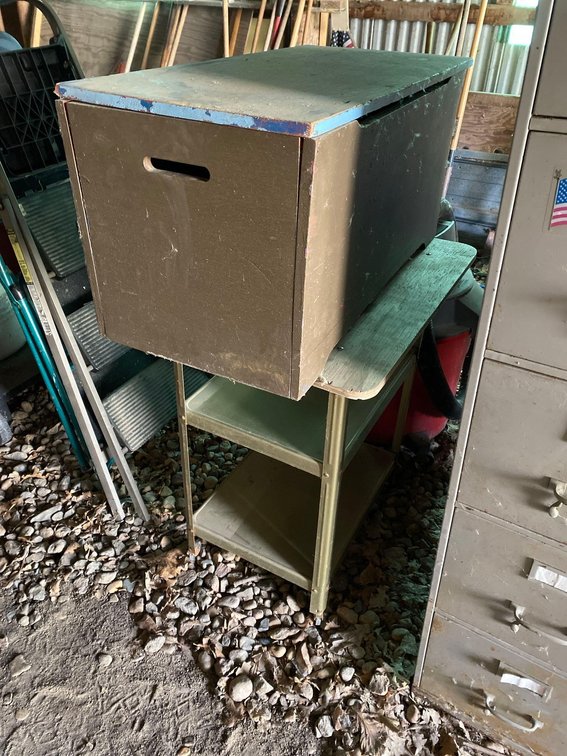 ROLLING TABLE AND WOOD BOX