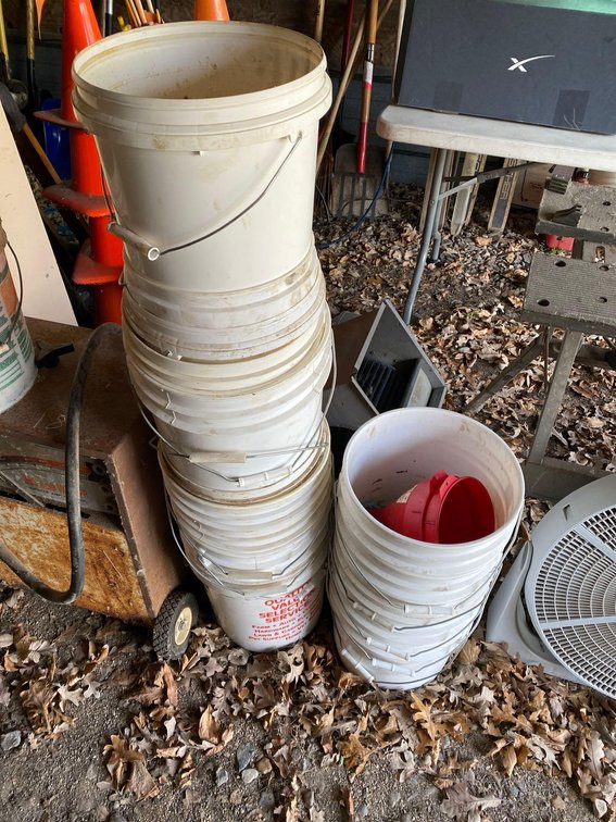 ASSORTMENT OF BUCKETS