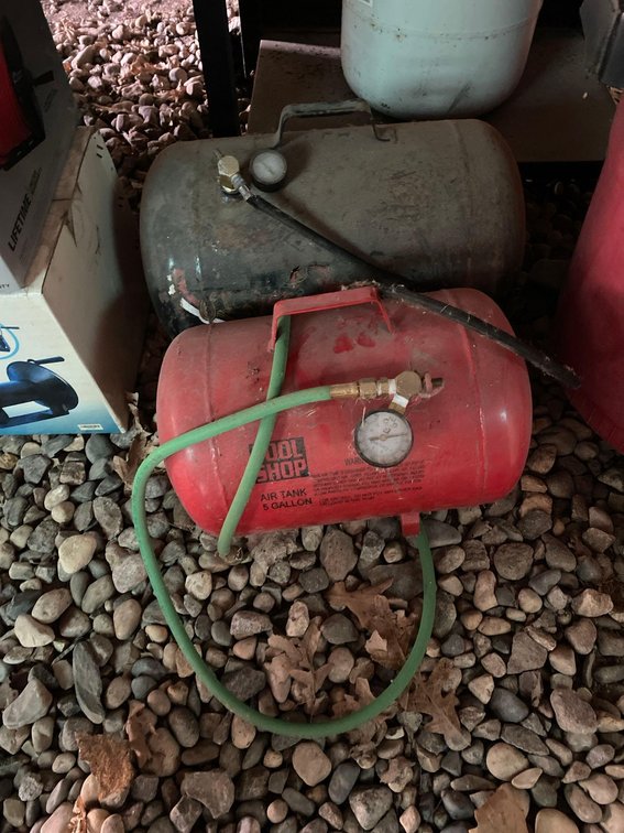 [2] PORTABLE AIR TANKS