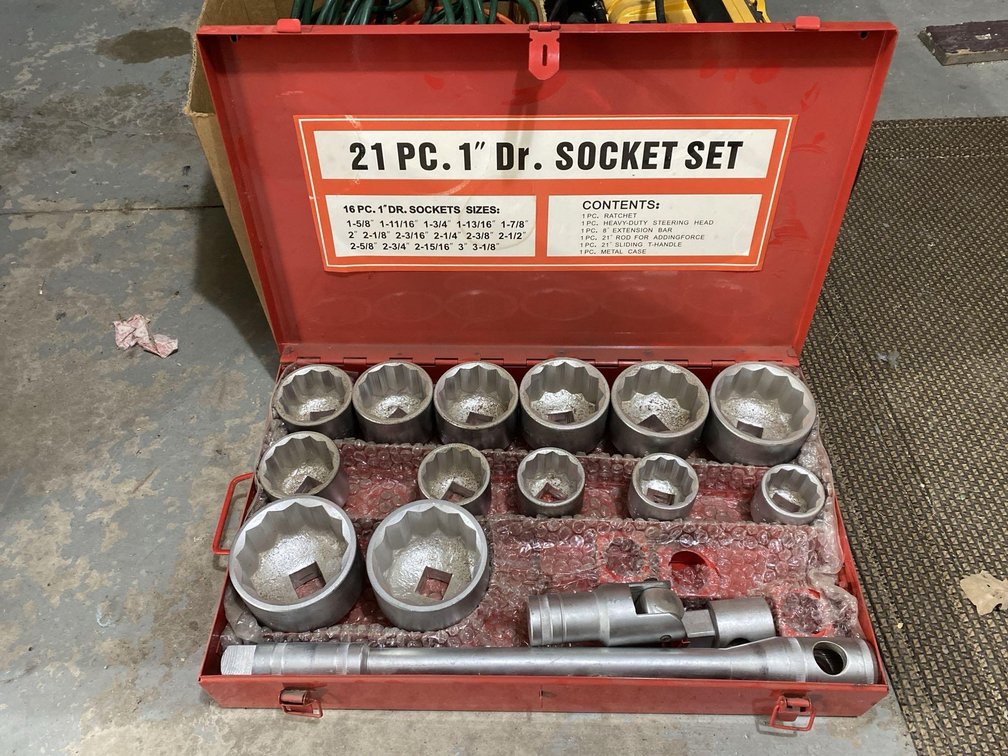 1" DRIVE 21 PC SOCKET SET, MISSING PIECES