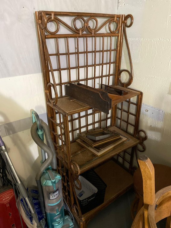 WOODEN DISPLAY HUTCH
