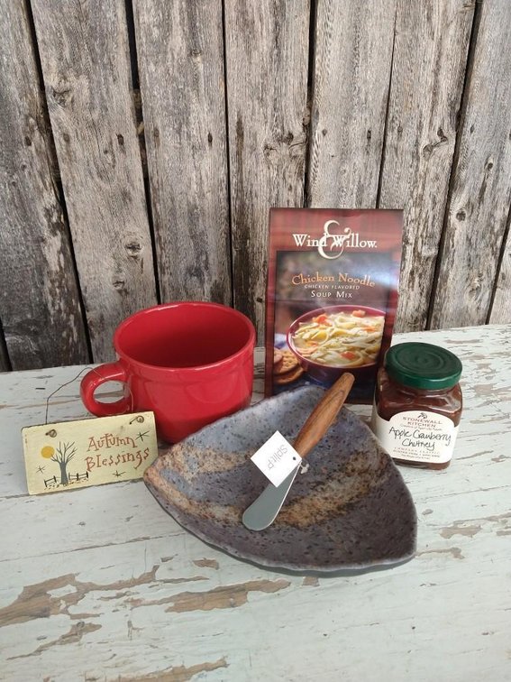 SOUP AND SNACK BUNDLE. CHICKEN NOODLE SOUP MIX, LARGE SOUP CUP, CREAM CHEESE DISH 