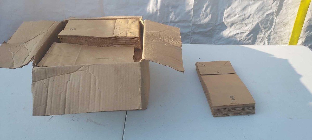 (I-7) LARGE BOX OF NEW SMALL BROWN PAPER BAGS