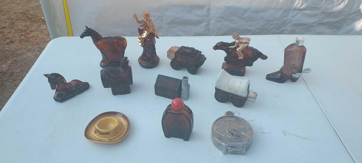 (I-9) AVON COLLECTIBLE WESTERN FIGURINES.