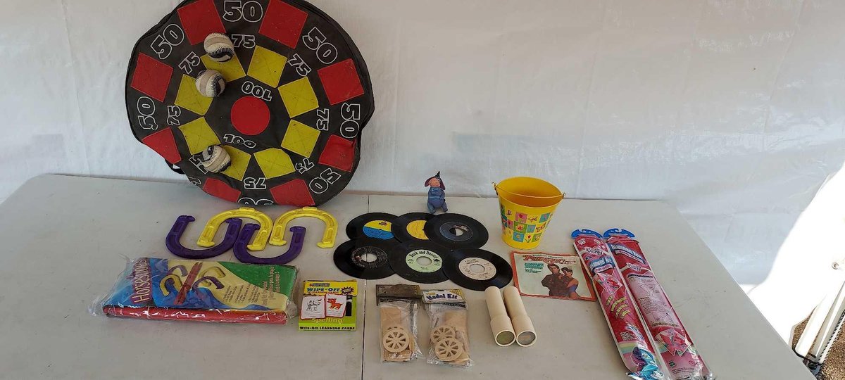 (I-22) COLLECTION OF FAMILY AND CHILDREN'S GAMES