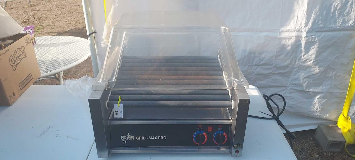 (I-39) 30 HOT DOG CAPACITY "STAR ROLLER GRILL"  "WORKS AS INTENDED"