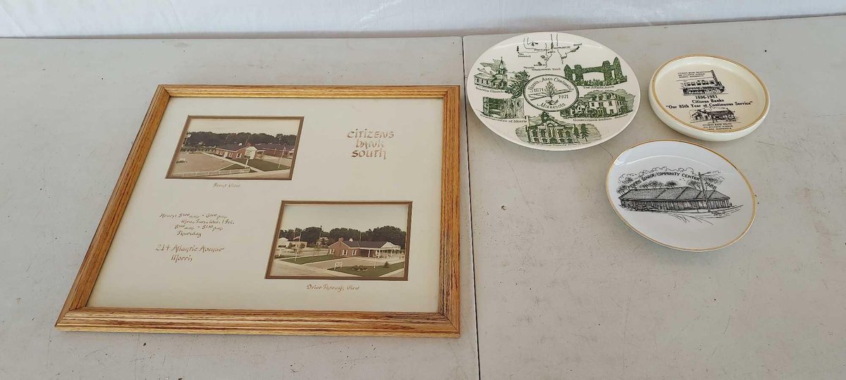 (I-44) CITIZENS BANK OF MORRIS PHOTOS AND MEMORABILIA