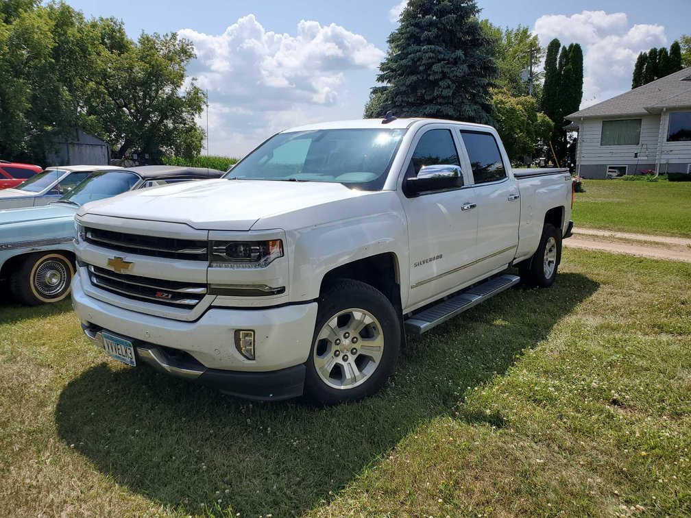 (I-105B) (TITLE) 2018 CHEVY 1500 Z71 SILVERADO, 4 DOOR, TONNEAU COVER, 19,750 MILES, LEATHER, HEATED