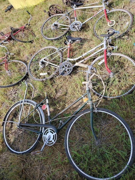(I-49A) (3) BIKES