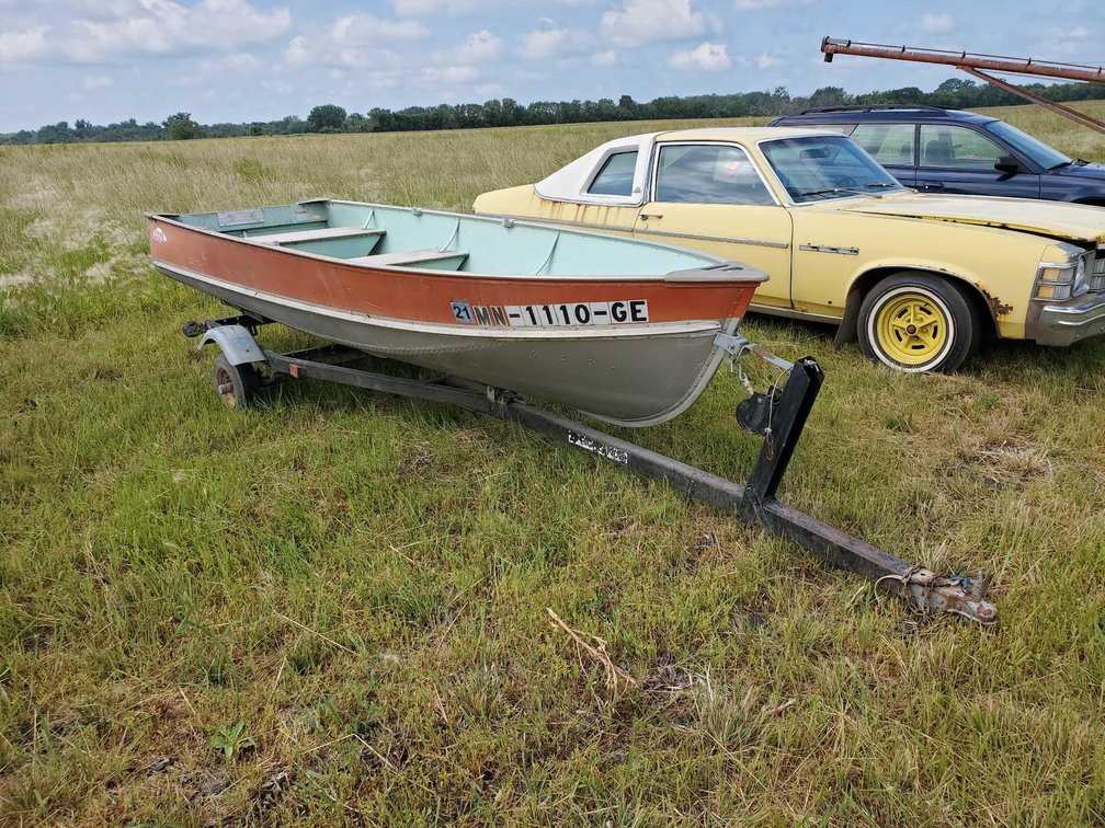 (I-51A) (BILL OF SALE- LIFETIME)  LUND 14' BOAT, NO MOTOR, WITH TRAILER