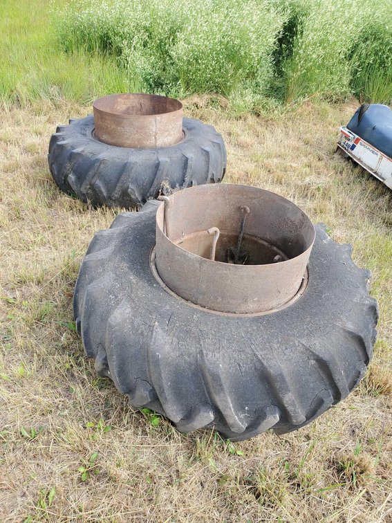 (I-69A) (2) FIRESTONE DUALS, 18.4-28