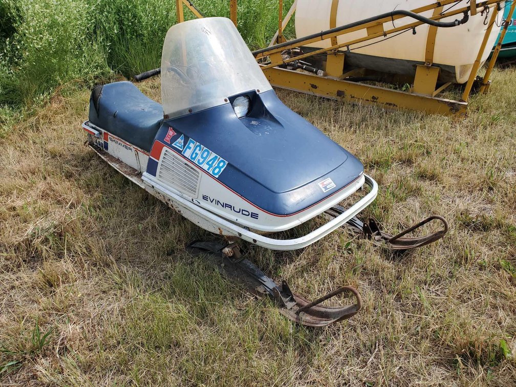 (I-70A) EVINRUDE SKIMMER SNOWMOBILE, UNKNOWN CONDITION