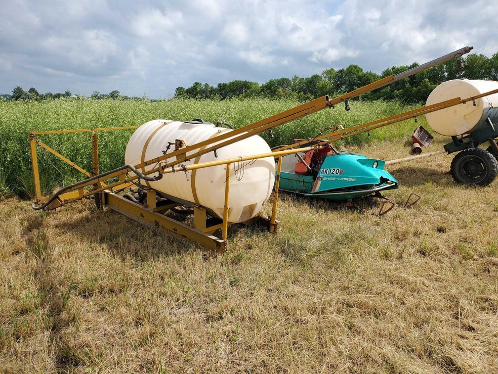 (I-71A) PICKUP BOX SPRAYER
