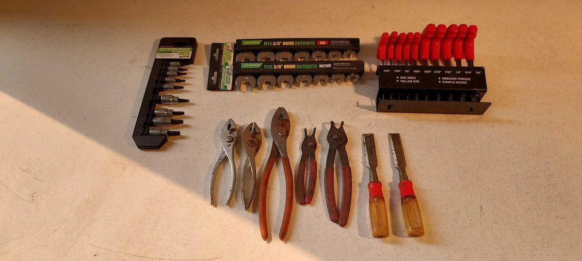ALLEN WRENCH SET, DRIVE RATCHETS, PLIERS, AND MISC