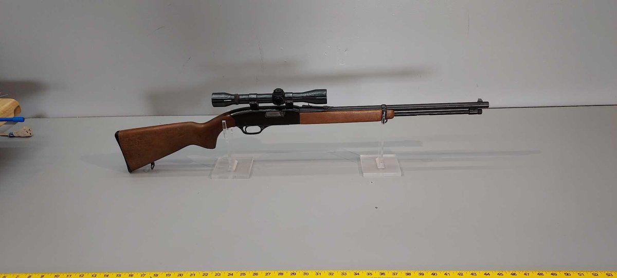 WINCHESTER MODEL 190 SEMI AUTO .22 CAL RIFLE, WEAVER SCOPE, TUBE MAG, SN# 582224