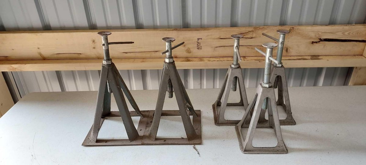 (5) ALUMINUM CAMPER JACKS