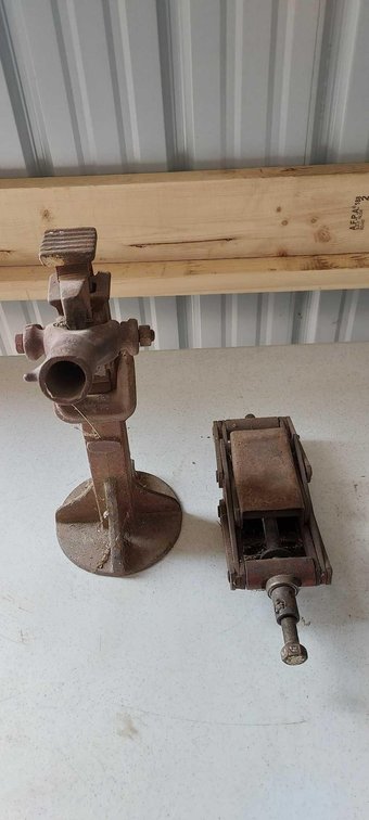 (2) VINTAGE JACKS