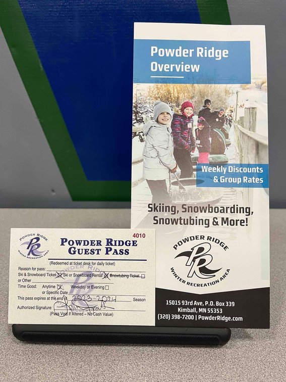 Powder Ridge ski or snowboard guest pass with rental
