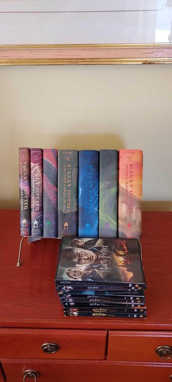 COMPLETE HARRY POTTER NOVEL AND DVD SET