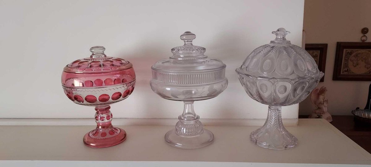 (3) DECORATIVE GLASS SERVING DISHES, ONE ROSE COLORED CARNIVAL GLASS