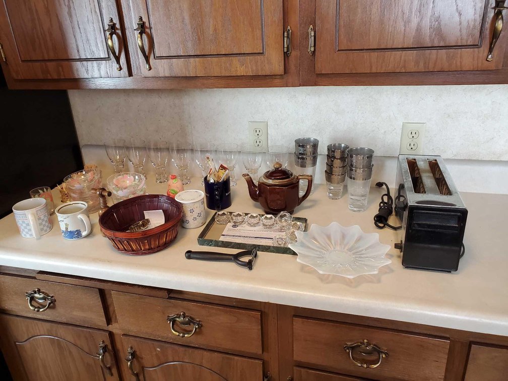 GLASSES, DESSERT BOWLS, SERVING WARE, COFFEE CUPS, AND MORE