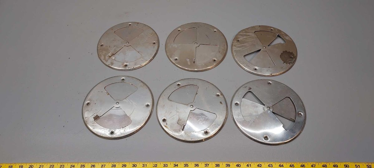 (I-24) (6) 8" TRAILER VENTS
