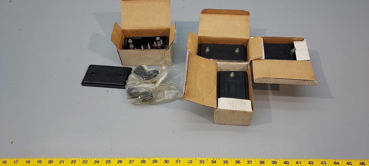 (I-28) (4) TRAILER JUNCTION BOXES