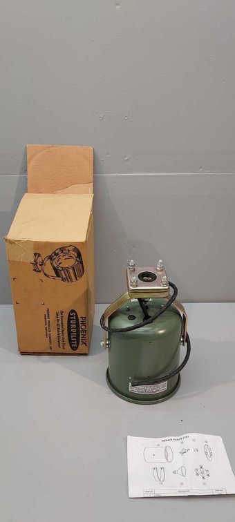 (I-34) HEAVY EQUIPMENT FLOOD LIGHT FIXTURE
