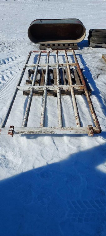 (I-171) 16' CATTLE GATE