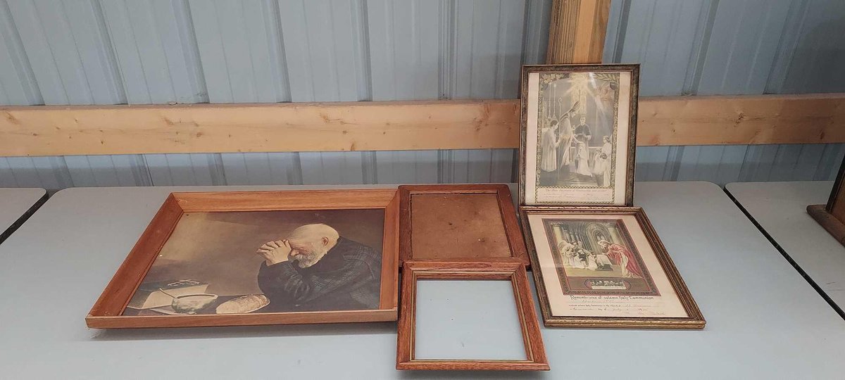 ASSORTMENT OF FRAMED ART