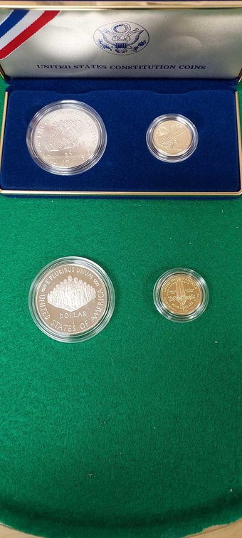 (2) US CONSTITUTION COIN SETS
